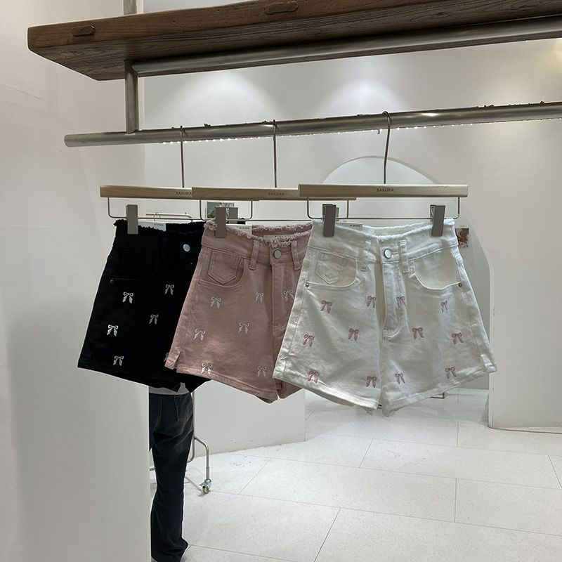 Embroidered  Knot Denim Shorts - Shorts Denim Frayed reseña y precio