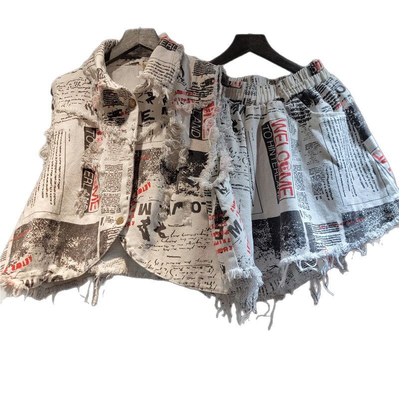 Chic Women Newspapers Letters  - Shorts Denim Frayed reseña y precio