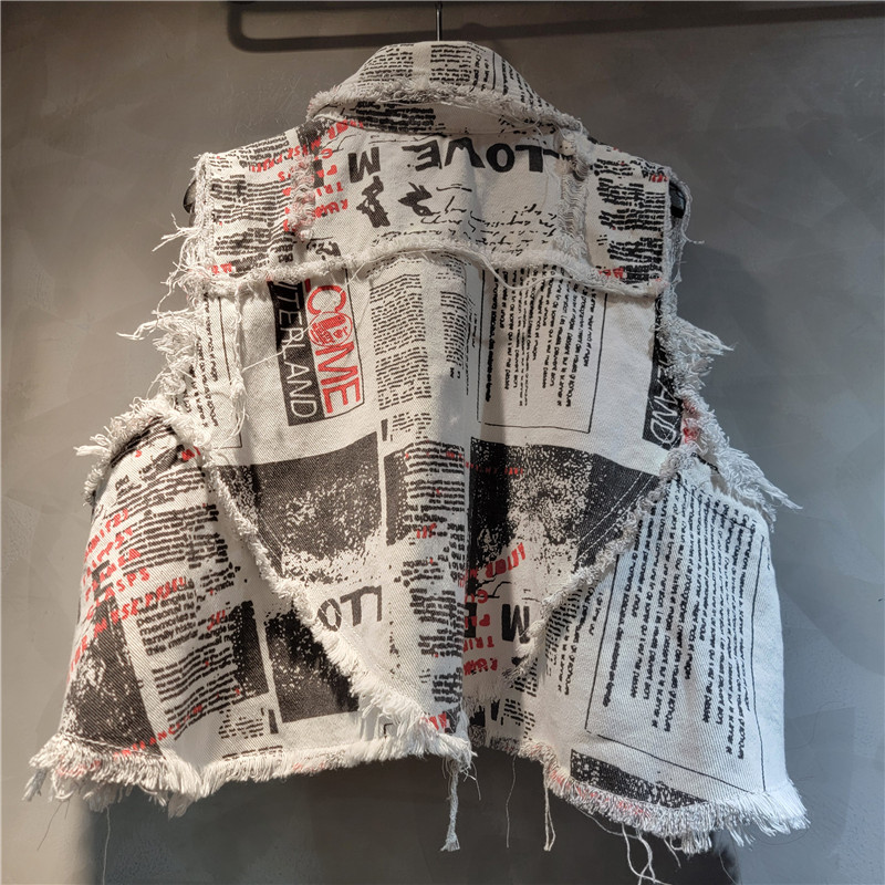 Chic Women Newspapers Letters  - Shorts Denim Frayed reseña y precio